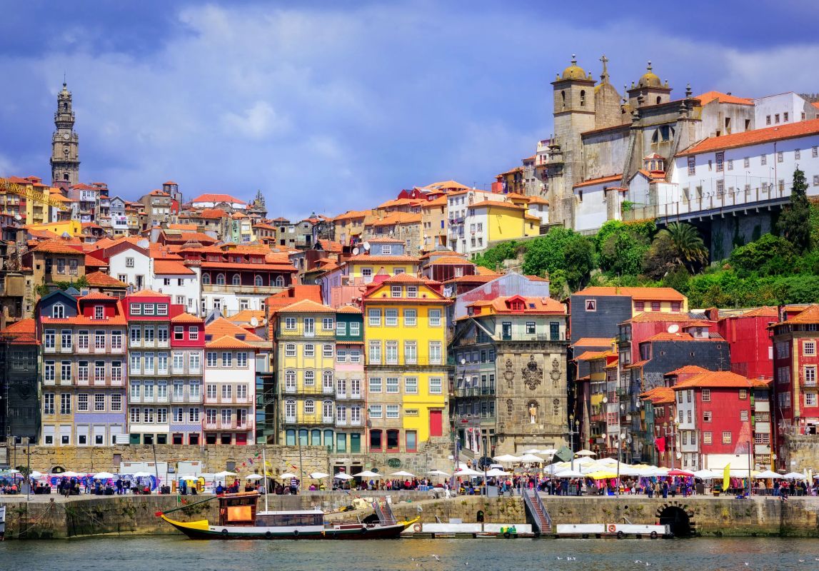 Ribeira riverside district in Porto, a setting for corporate team building