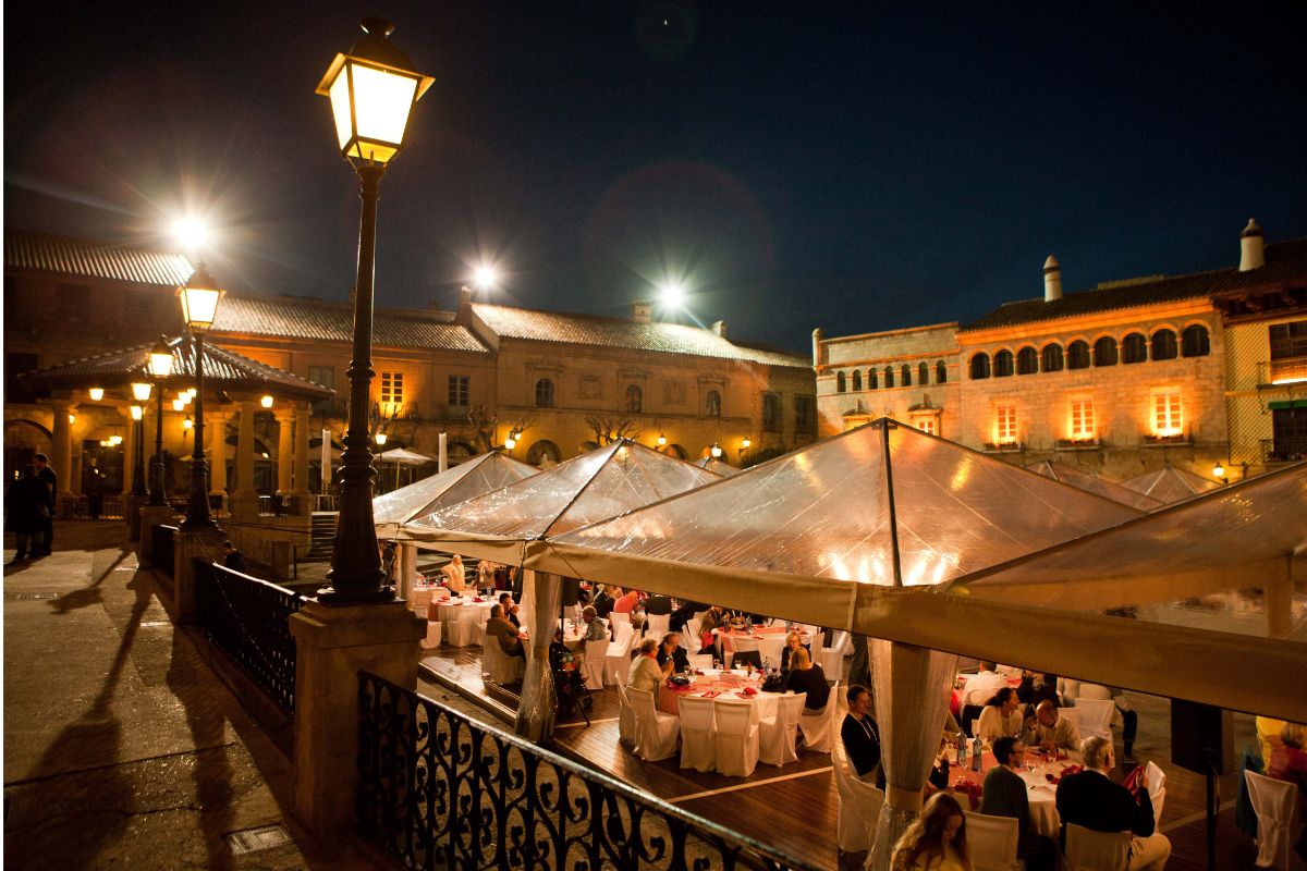 Corporate incentive group at an evening event in Spain