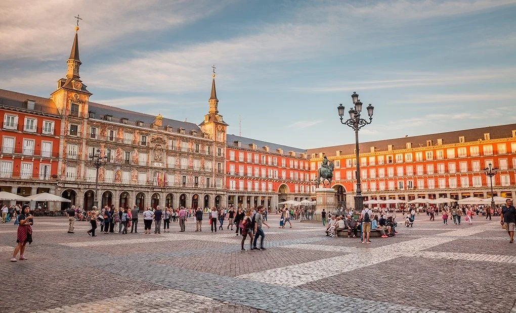 Madrid's Plaza Mayor at golden hour, incentive travel destination for corporate groups in Spain