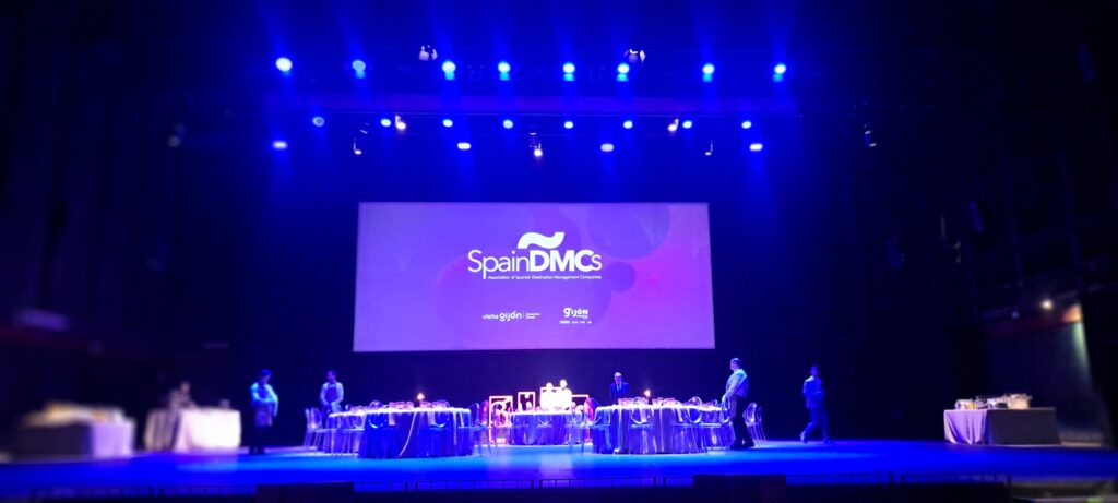 SpainDMCs member companies at an annual convention gala dinner in Spain